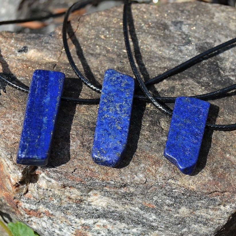 Náhrdelník Lapis lazuli, volný tvar