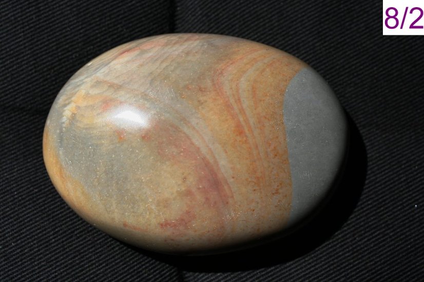 Jaspis Polychrom - hmatka