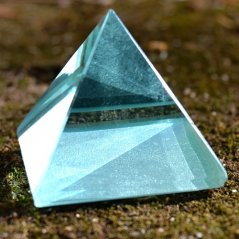 Pyramida - Obsidián modrý 35 mm