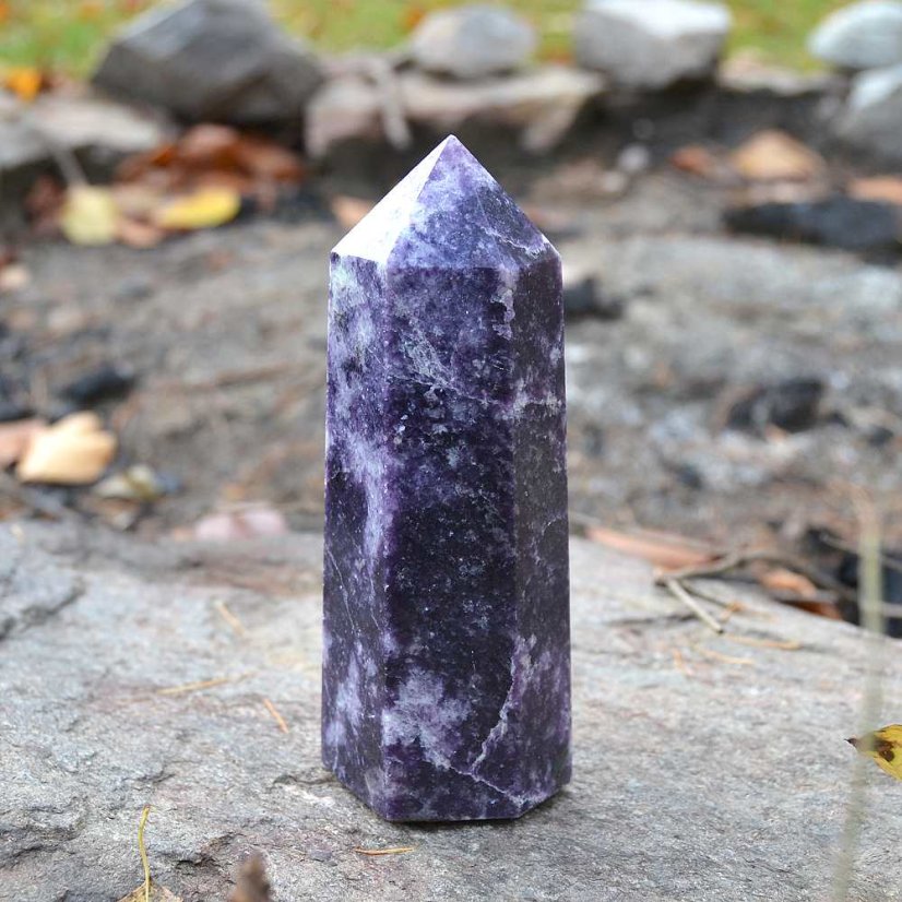 Obelisk polodrahokam extra - Lepidolit 384 g