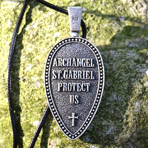 Amulet - Archanděli Gabrieli, ochraňuj nás
