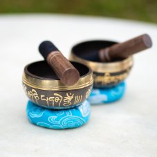 Tibetská mísa Mistička černá, set s polštářkem a paličkou