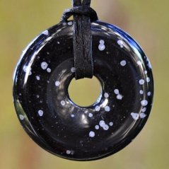 Donut kulatý 30 mm - Obsidián obláčkový