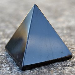 Pyramida - Obsidián černý 35 mm