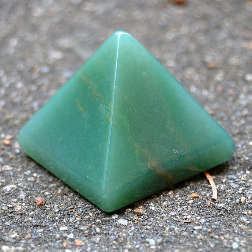 Pyramida - Avanturín zelený 40 mm
