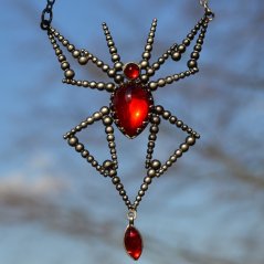 Fantasy náhrdelník Pavouk - kouzelník
