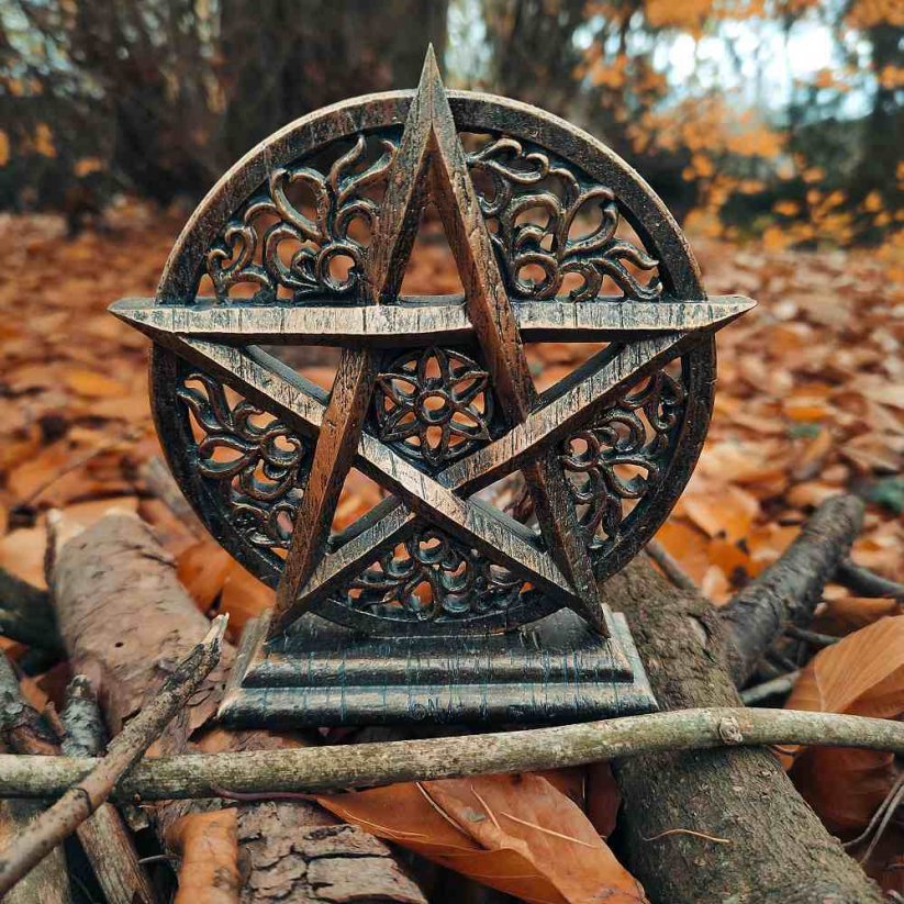 Pentagram - Úsvit pohanství