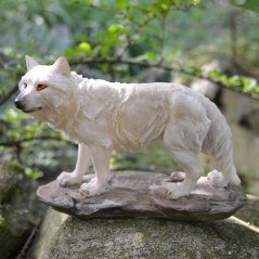 Sněžný vlk na stráži - Fantasy soška 16 cm