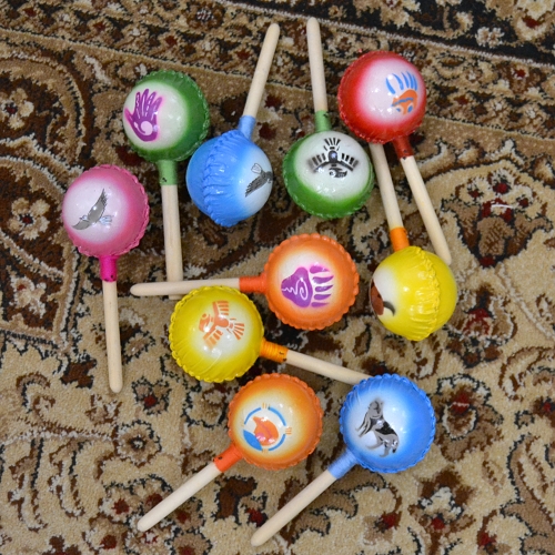 Chřestidlo Native American Maraca 19 cm