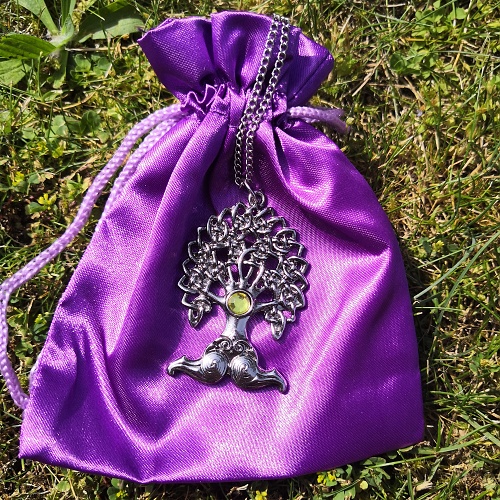 Amulet Merlinův posvátný Dub