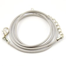 Šňůrka s karabinkou splétaná 45 cm, světle šedá