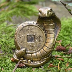 Had s čínskou mincí - soška Feng Shui