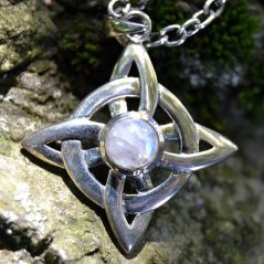 Amulet Síla Středu, Měsíční kámen - stříbro Ag 925/1000