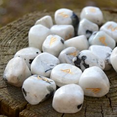 Runové kameny - Měsíční kámen bílý ve lněném sáčku