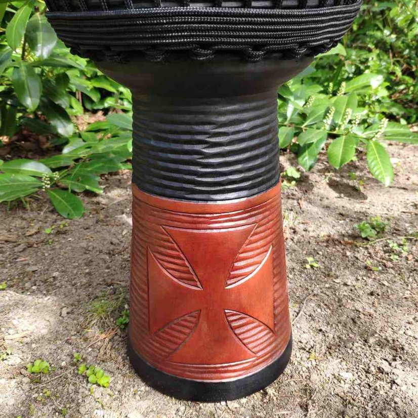 Buben Djembe 13” Buka, Indonésie, malované 60 cm