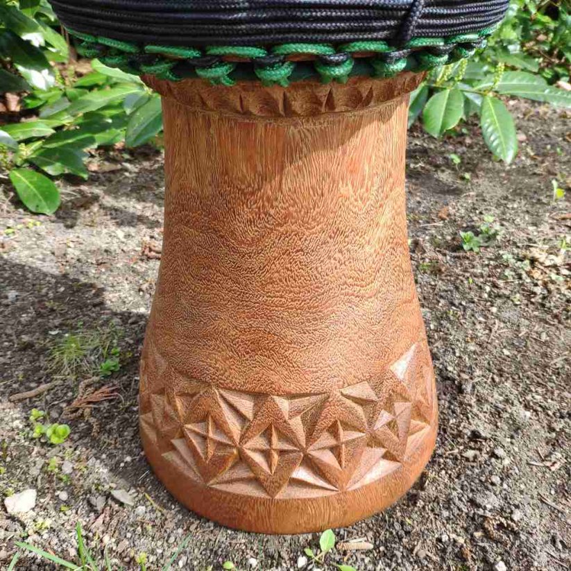 Buben Djembe 12” Kutamba, medina Mali vyřezávaný 56 cm