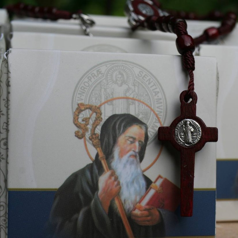 Růženec sv. Benedikta, 6 mm