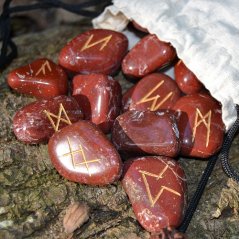 Runové kameny - Jaspis červený ve lněném sáčku