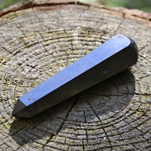 Masážní hůlka šungit broušená 8 cm