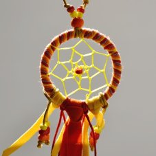 Náhrdelník "Lapač snů - mandala", barva oranžová