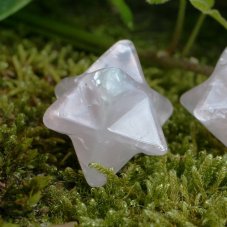 Broušená merkaba – Růženín 13-16 mm