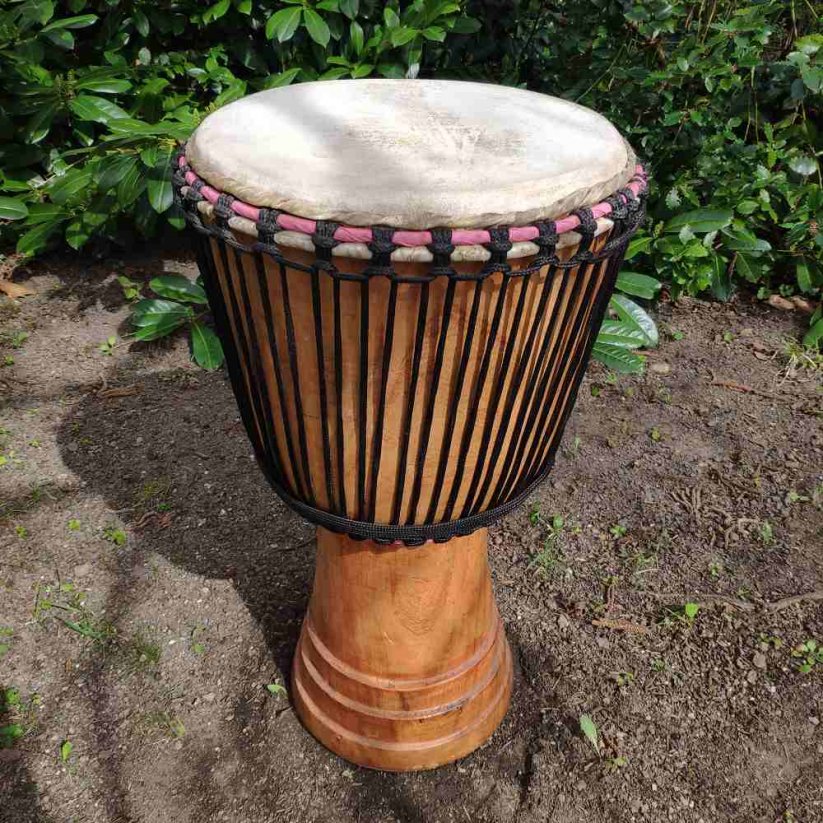 Buben Djembe 14” Jafar, Ghana vyřezávaný 65 cm
