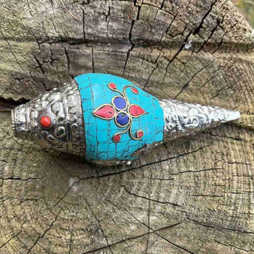 Rituální hudební nástroj Shankha- tyrkys