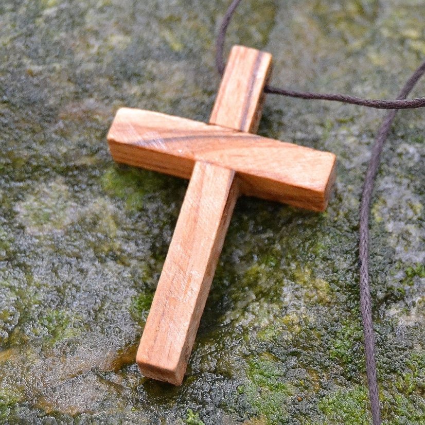 Přívěsek dřevěný křížek 5 cm
