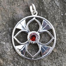 Amulet Růže - Granát, stříbro Ag 925/1000