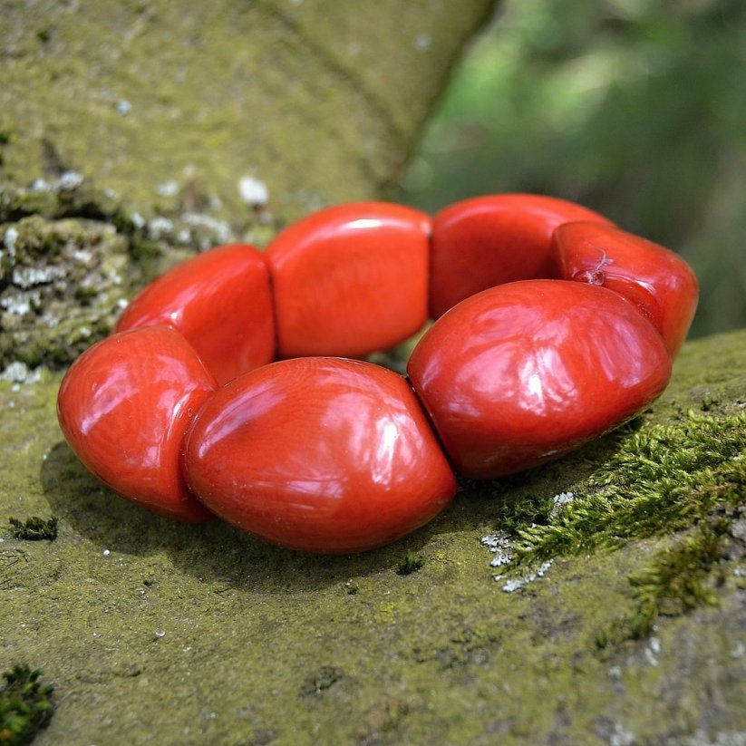 Náramek Yomira - Tagua ořechy Ekvádor Red