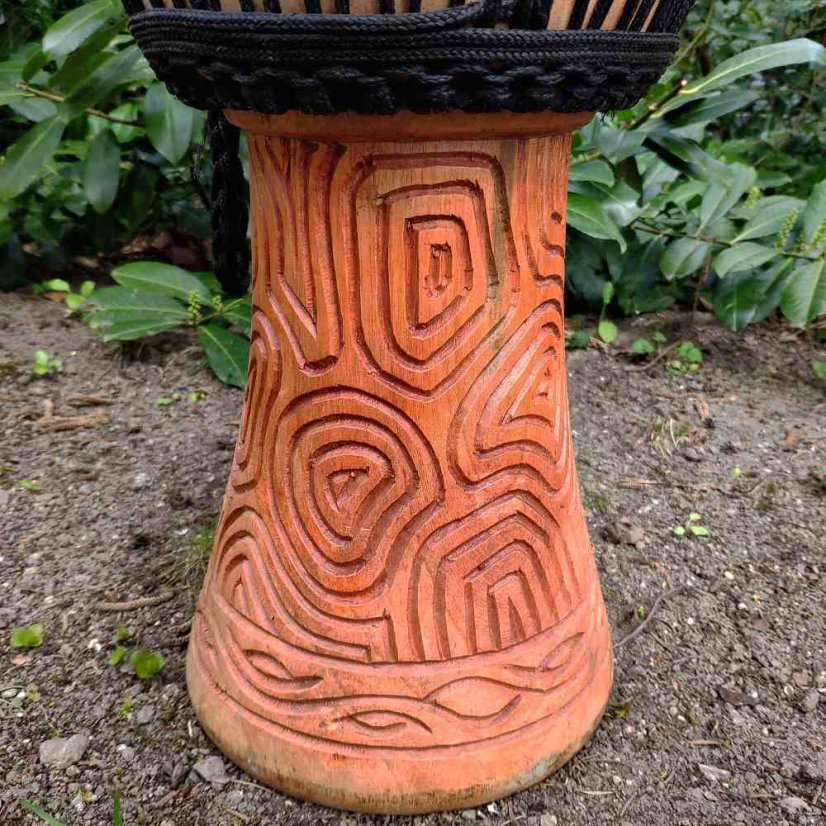 Buben Djembe 11” Utombe, Ghana vyřezávaný 55 cm