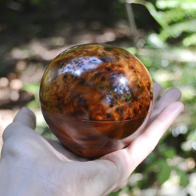 Šperkovnice kulatá dřevo Thuya 9 cm