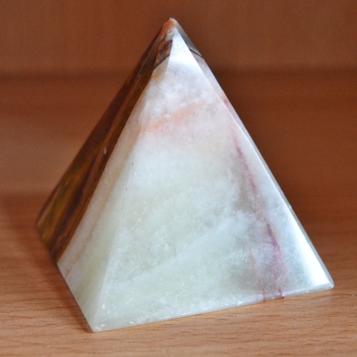 Pyramida onyx - aragonit 5 cm