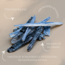 Hromádka kyanitu